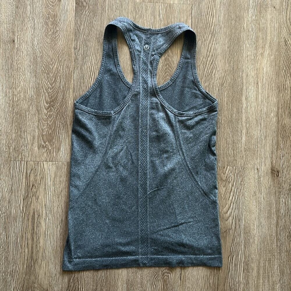 Lululemon Swiftly Racerback Tank Top Grey 6 Lightweight - Picture 5 of 5